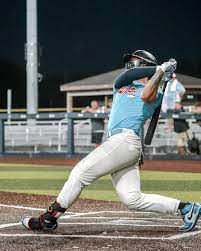 勇士正在为 勇士正在为